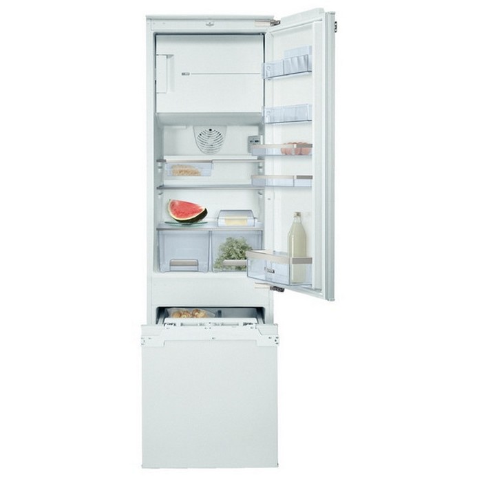 Холодильник Bosch KIC 38A51RU